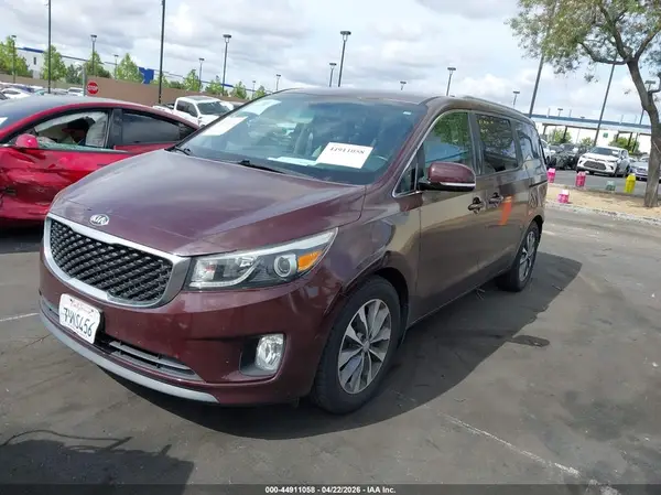 KNDMC5C10G6184017 2016 KIA SEDONA - Image 2