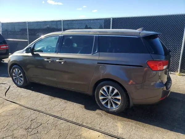 KNDMC5C10G6186222 2016 KIA SEDONA - Image 2