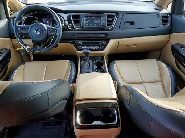 KNDMC5C10H6259364 2017 KIA SEDONA - Image 8
