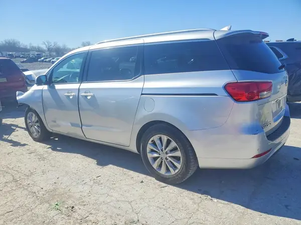 KNDMC5C10H6280750 2017 KIA SEDONA - Image 2
