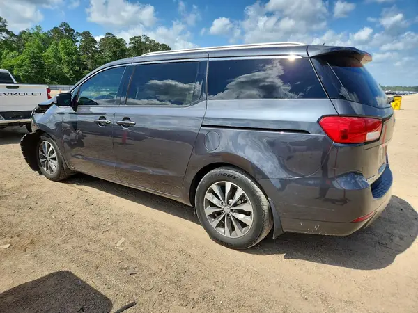KNDMC5C10H6304514 2017 KIA SEDONA - Image 2