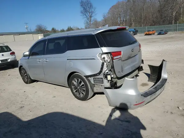 KNDMC5C10J6347899 2018 KIA SEDONA - Image 2