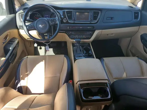 KNDMC5C10J6348308 2018 KIA SEDONA - Image 8