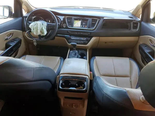 KNDMC5C10J6380224 2018 KIA SEDONA - Image 8