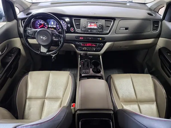 KNDMC5C11G6112579 2016 KIA SEDONA - Image 8