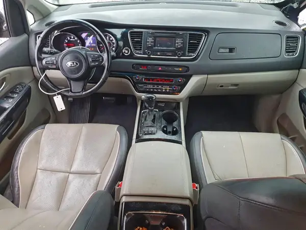 KNDMC5C11G6130760 2016 KIA SEDONA - Image 8