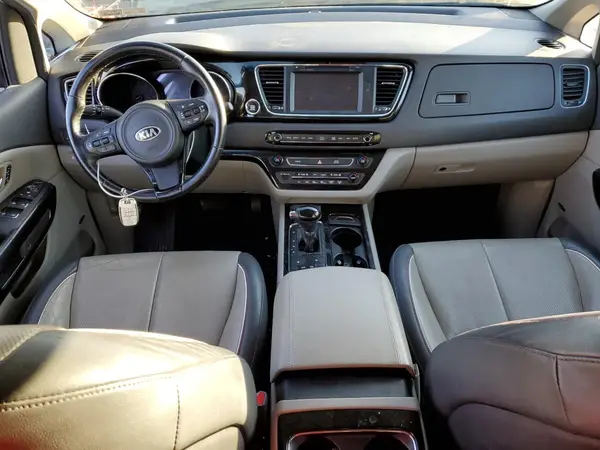 KNDMC5C11G6131407 2016 KIA SEDONA - Image 8