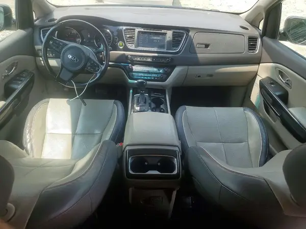 KNDMC5C11G6141452 2016 KIA SEDONA - Image 8