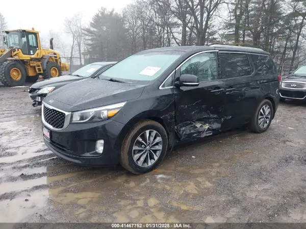 KNDMC5C11G6143072 2016 KIA SEDONA - Image 2