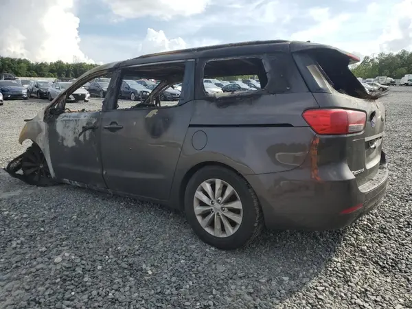 KNDMC5C11G6146859 2016 KIA SEDONA - Image 2