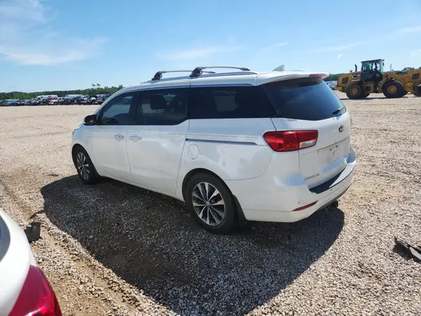 KNDMC5C11G6147056 2016 KIA SEDONA - Image 2