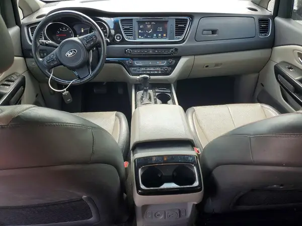 KNDMC5C11G6156081 2016 KIA SEDONA - Image 8
