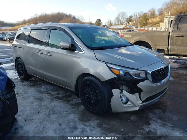 KNDMC5C11G6159210 2016 KIA SEDONA - Image 1