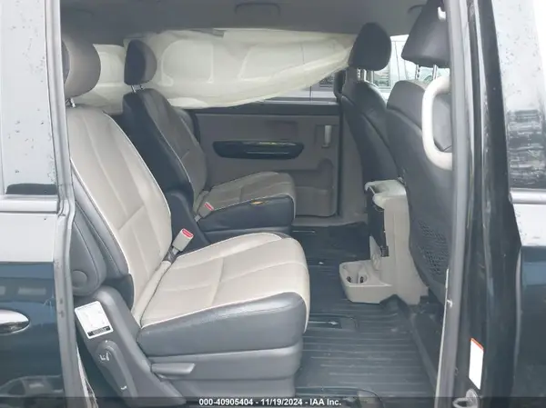 KNDMC5C11G6160910 2016 KIA SEDONA - Image 8