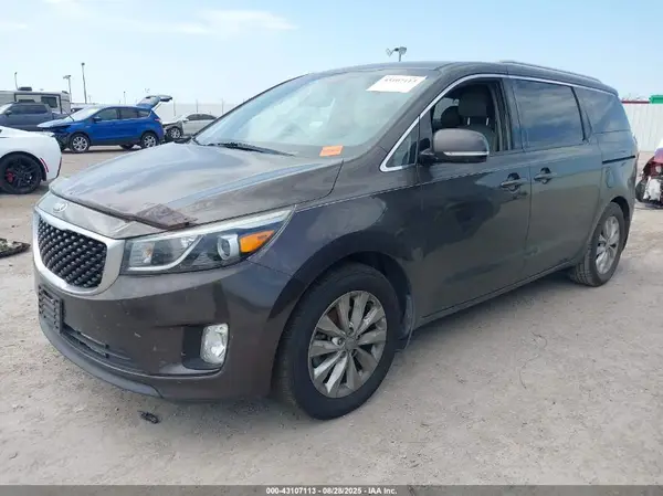 KNDMC5C11G6168442 2016 KIA SEDONA - Image 2