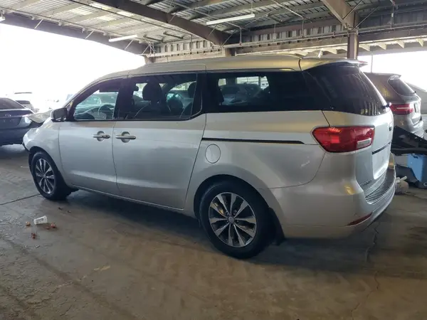 KNDMC5C11G6171485 2016 KIA SEDONA - Image 2