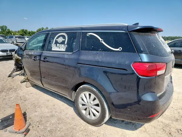 KNDMC5C11H6255680 2017 KIA SEDONA - Image 2