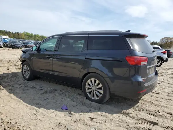 KNDMC5C11H6257221 2017 KIA SEDONA - Image 2