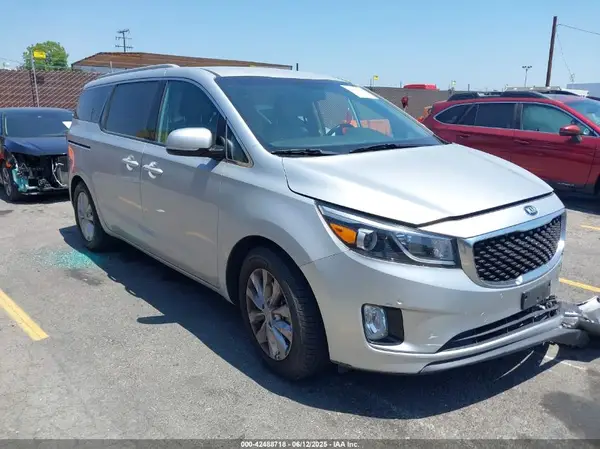 KNDMC5C11H6264136 2017 KIA SEDONA - Image 1