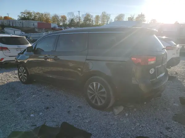KNDMC5C11H6323864 2017 KIA SEDONA - Image 2