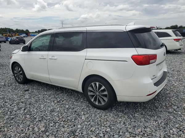 KNDMC5C11H6327882 2017 KIA SEDONA - Image 2