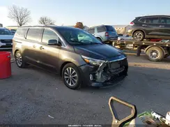 KNDMC5C11J6389689 2018 KIA SEDONA