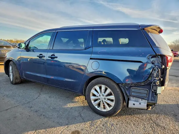 KNDMC5C12G6108217 2016 KIA SEDONA - Image 2