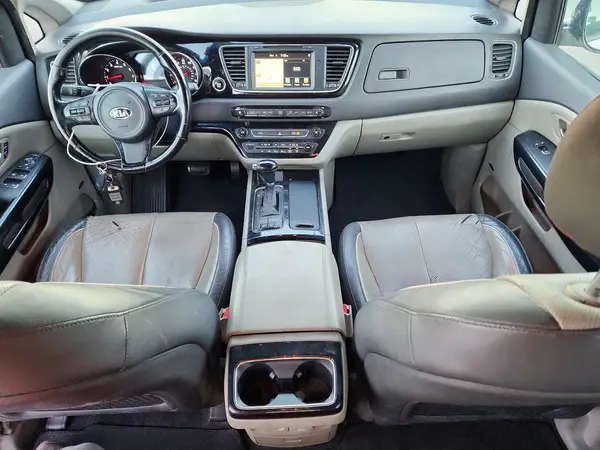 KNDMC5C12G6130847 2016 KIA SEDONA - Image 8