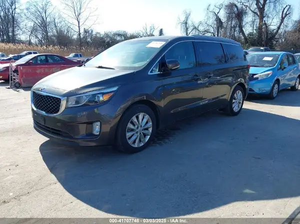 KNDMC5C12G6137510 2016 KIA SEDONA - Image 2