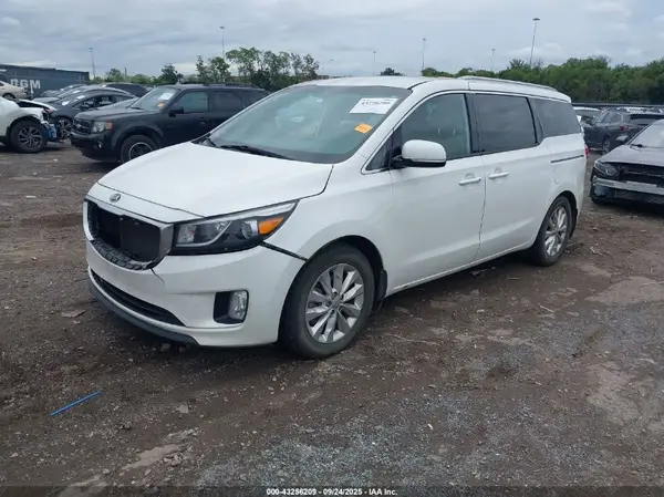 KNDMC5C12G6157806 2016 KIA SEDONA - Image 2