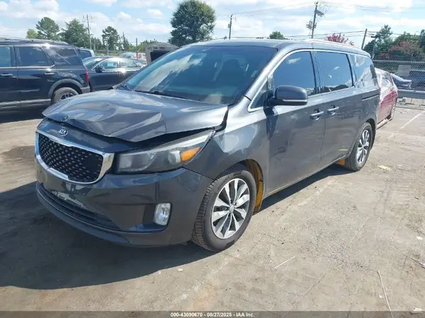 KNDMC5C12G6158194 2016 KIA SEDONA - Image 2