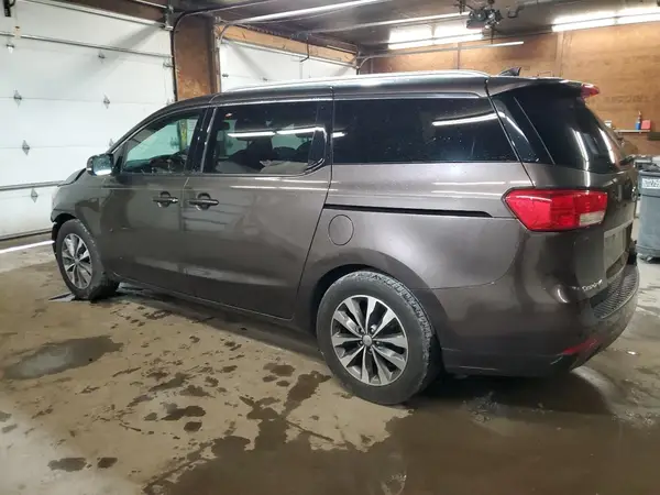 KNDMC5C12G6159586 2016 KIA SEDONA - Image 2
