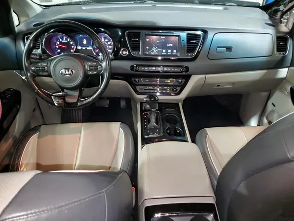 KNDMC5C12G6159586 2016 KIA SEDONA - Image 8
