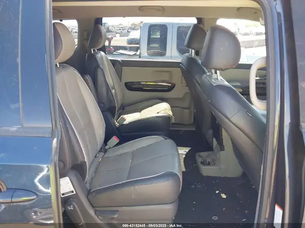 KNDMC5C12G6184505 2016 KIA SEDONA - Image 8