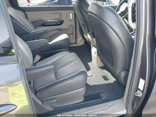 KNDMC5C12G6187338 2016 KIA SEDONA - Image 8