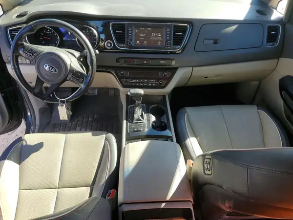 KNDMC5C12H6263481 2017 KIA SEDONA - Image 8