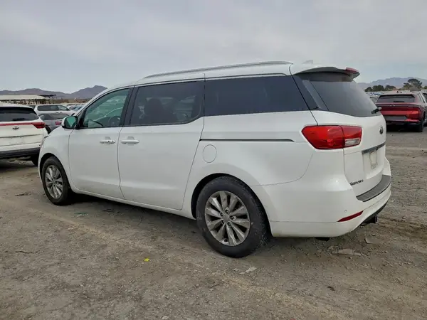 KNDMC5C12H6264470 2017 KIA SEDONA - Image 2