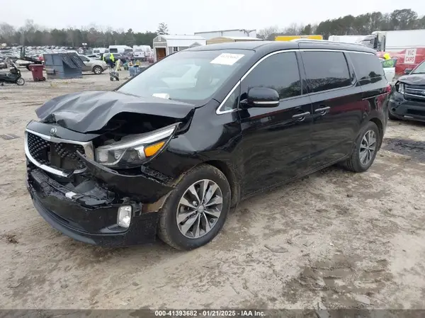 KNDMC5C12H6324392 2017 KIA SEDONA - Image 2