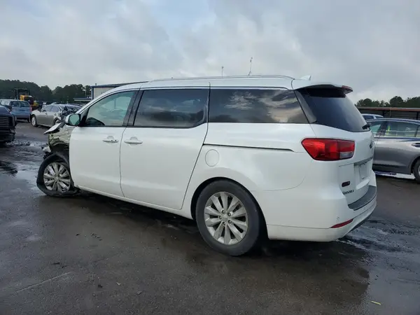 KNDMC5C12J6376269 2018 KIA SEDONA - Image 2
