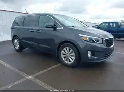 KNDMC5C12J6379625 2018 KIA SEDONA
