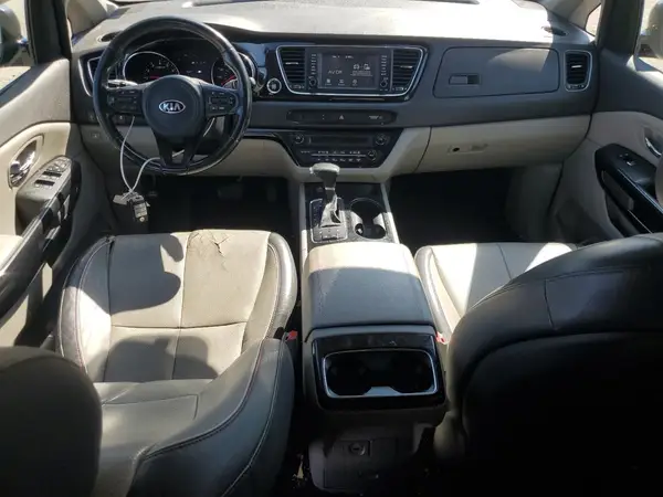 KNDMC5C12J6397185 2018 KIA SEDONA - Image 8