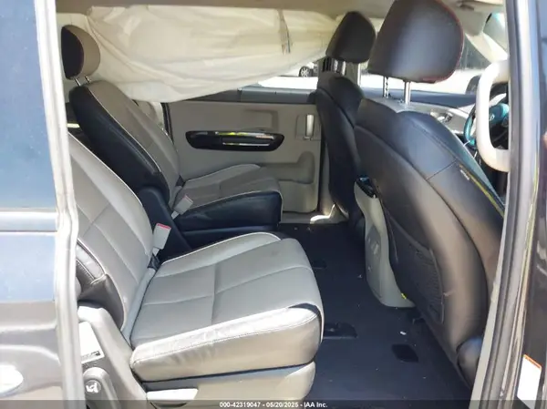 KNDMC5C12L6643588 2020 KIA SEDONA - Image 8