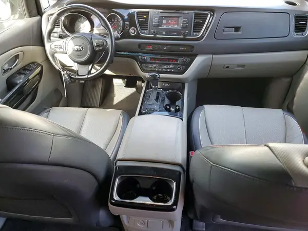 KNDMC5C13G6107707 2016 KIA SEDONA - Image 8