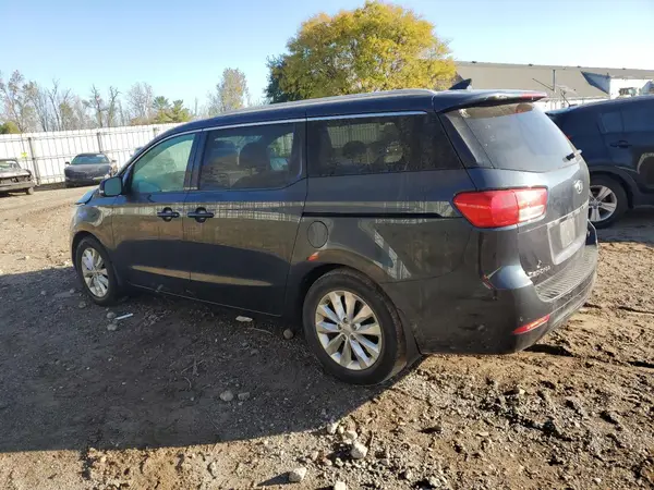 KNDMC5C13G6111899 2016 KIA SEDONA - Image 2