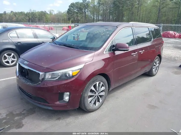 KNDMC5C13G6122109 2016 KIA SEDONA - Image 2