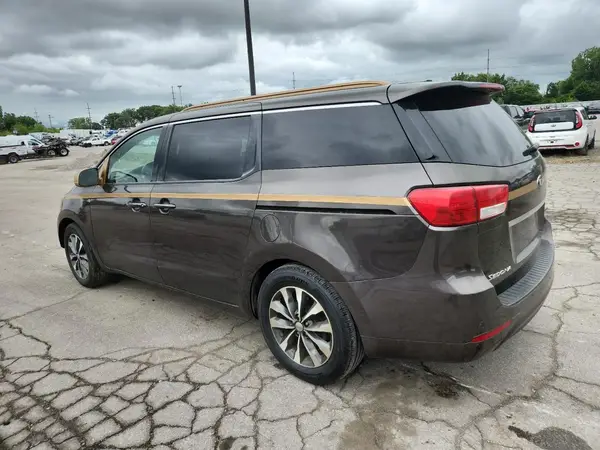 KNDMC5C13G6125558 2016 KIA SEDONA - Image 2