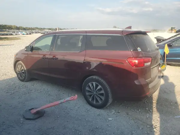 KNDMC5C13G6126337 2016 KIA SEDONA - Image 2