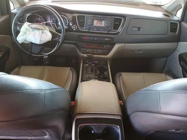 KNDMC5C13G6134387 2016 KIA SEDONA - Image 8