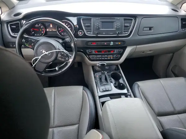 KNDMC5C13G6137256 2016 KIA SEDONA - Image 8