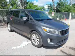 KNDMC5C13G6140612 2016 KIA SEDONA